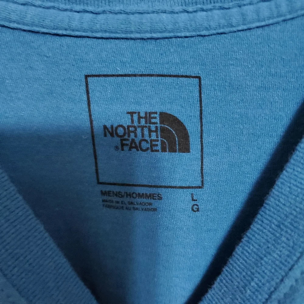 The North Face Blue Graphic T-Shirt Mens Large